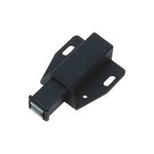 CHIUSURA MAGNETICA A SCATTO MM. 66X40 NERA